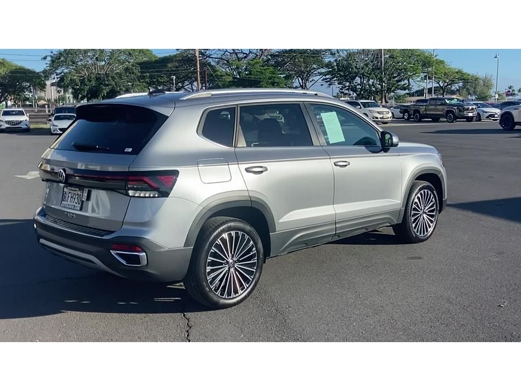 2025 Volkswagen Taos 1.5T SE