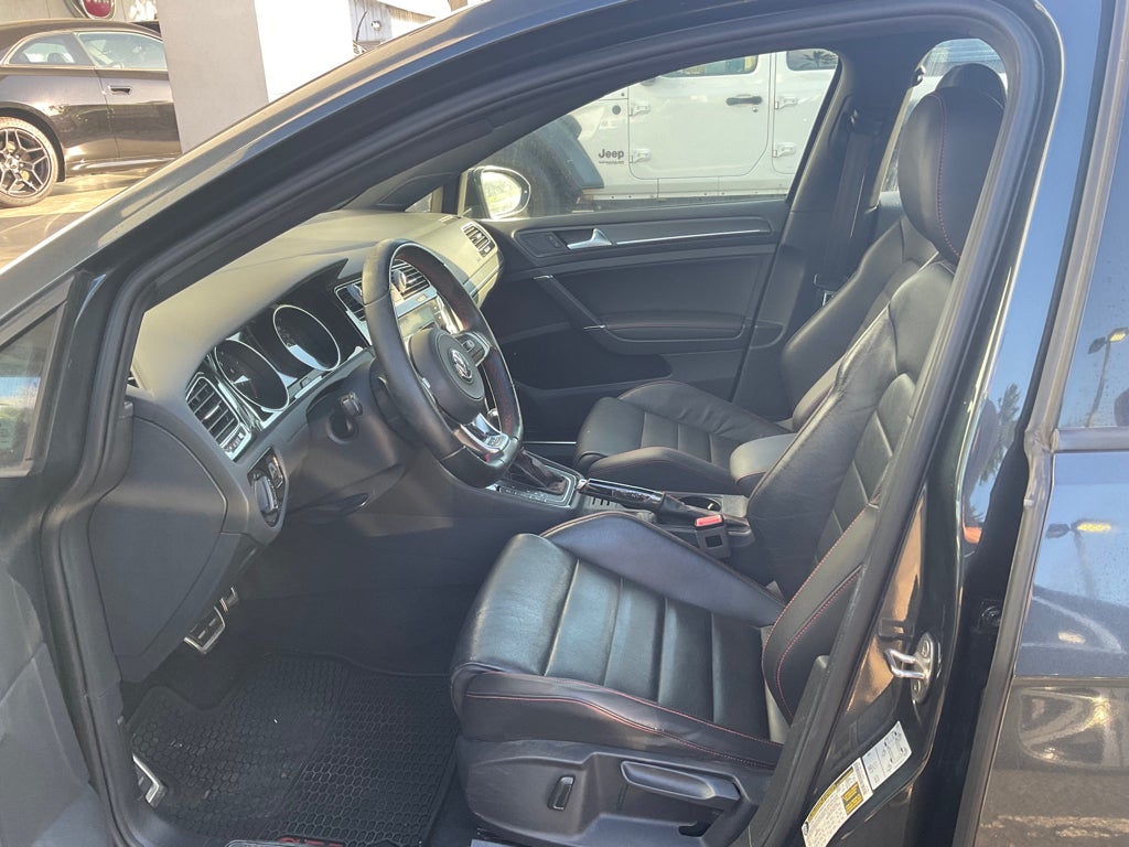 2021 Volkswagen Golf GTI SE