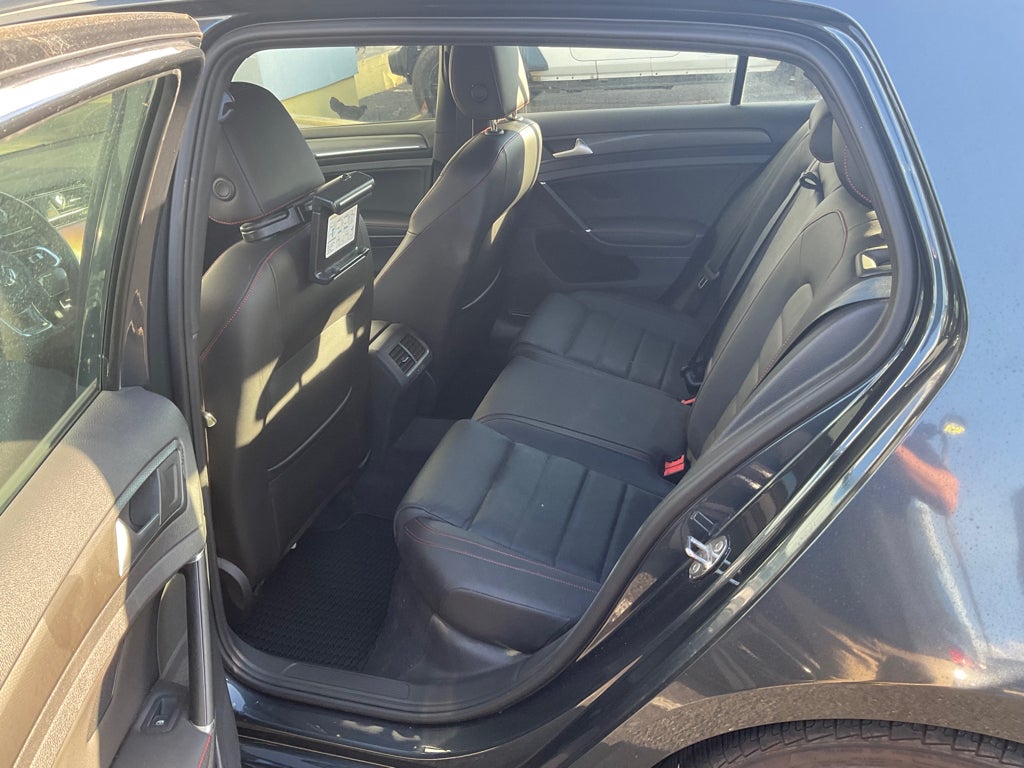 2021 Volkswagen Golf GTI SE