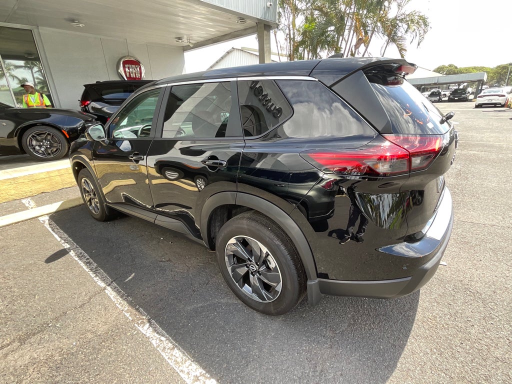 2025 Nissan Rogue SV FWD