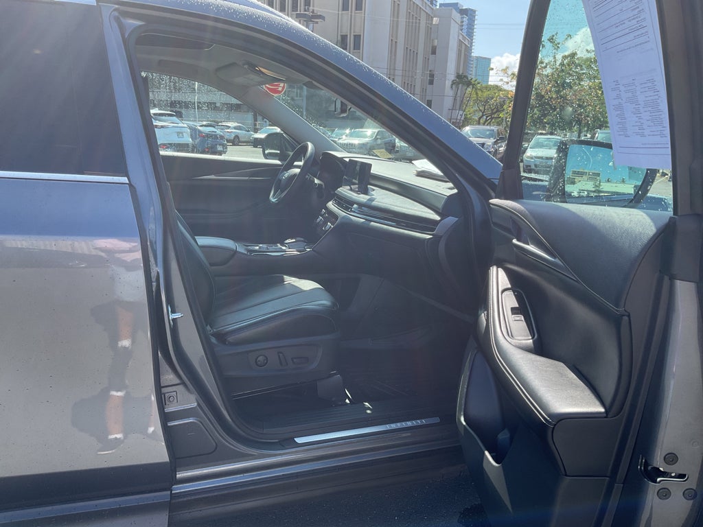 2022 INFINITI QX60 LUXE
