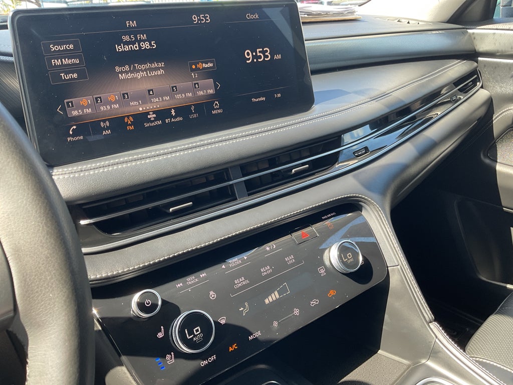 2022 INFINITI QX60 LUXE