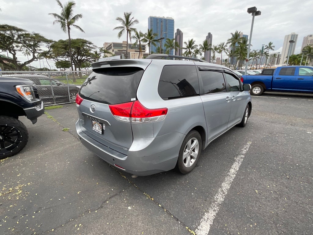2014 Toyota Sienna Base
