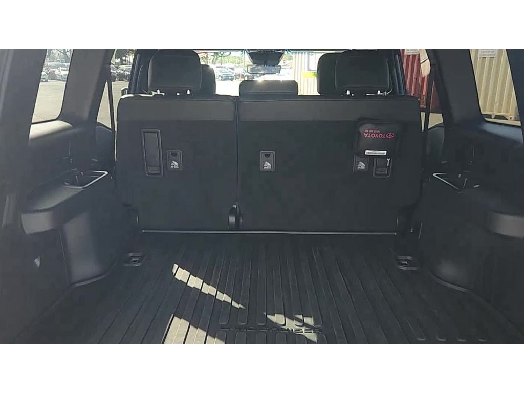 2025 Toyota Land Cruiser 4WD (Natl)