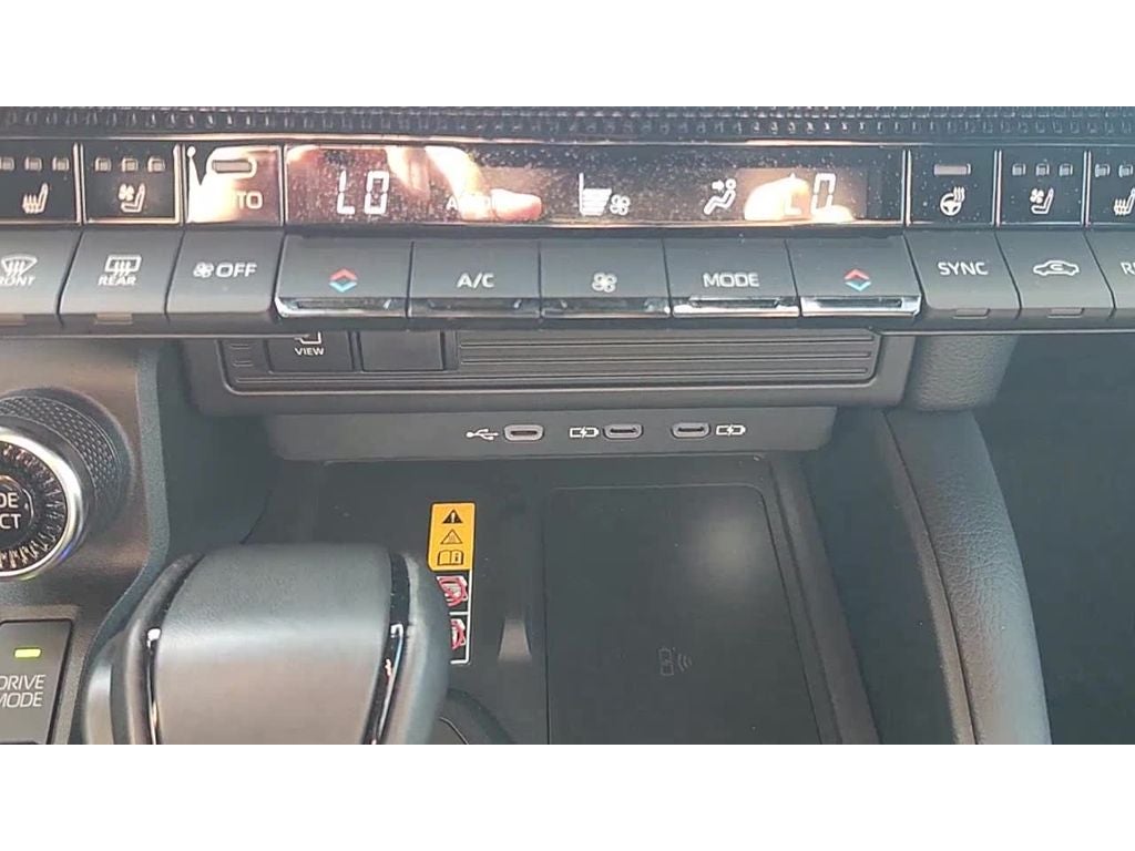 2025 Toyota Land Cruiser 4WD (Natl)