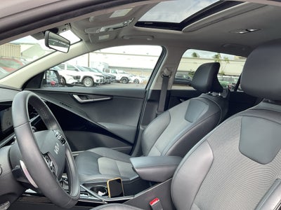 2023 Kia Niro EX Touring