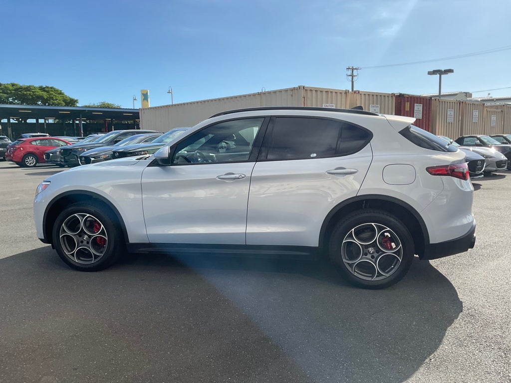 2022 Alfa Romeo Stelvio Sprint RWD