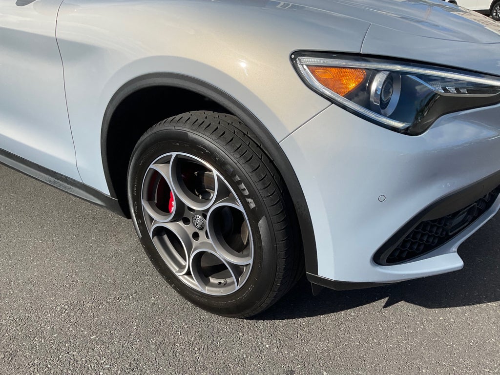 2022 Alfa Romeo Stelvio Sprint RWD