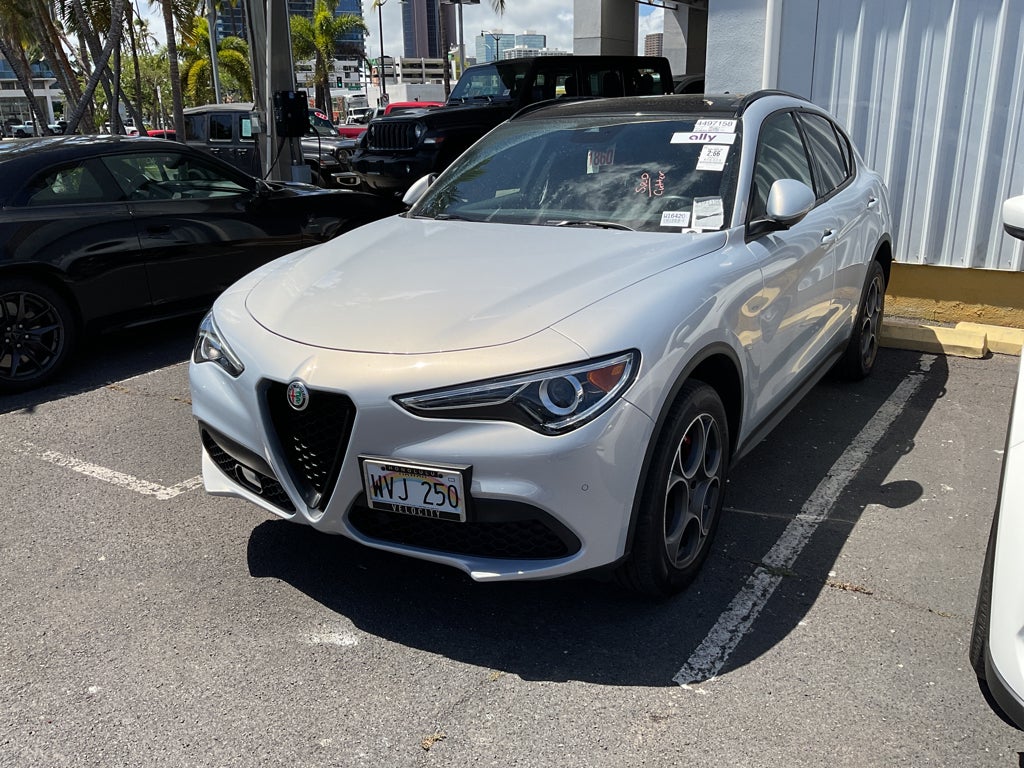 2022 Alfa Romeo Stelvio Sprint RWD