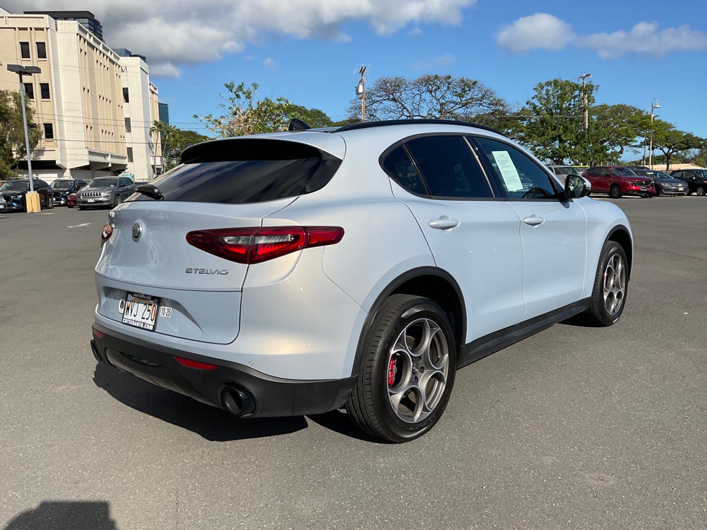 2022 Alfa Romeo Stelvio Sprint RWD
