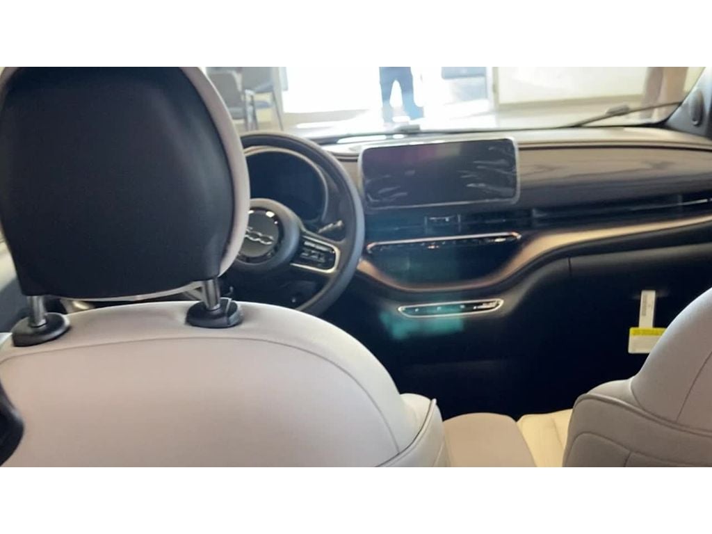 2025 FIAT FIAT 500e GIORGIO ARMANI Collector's Edition