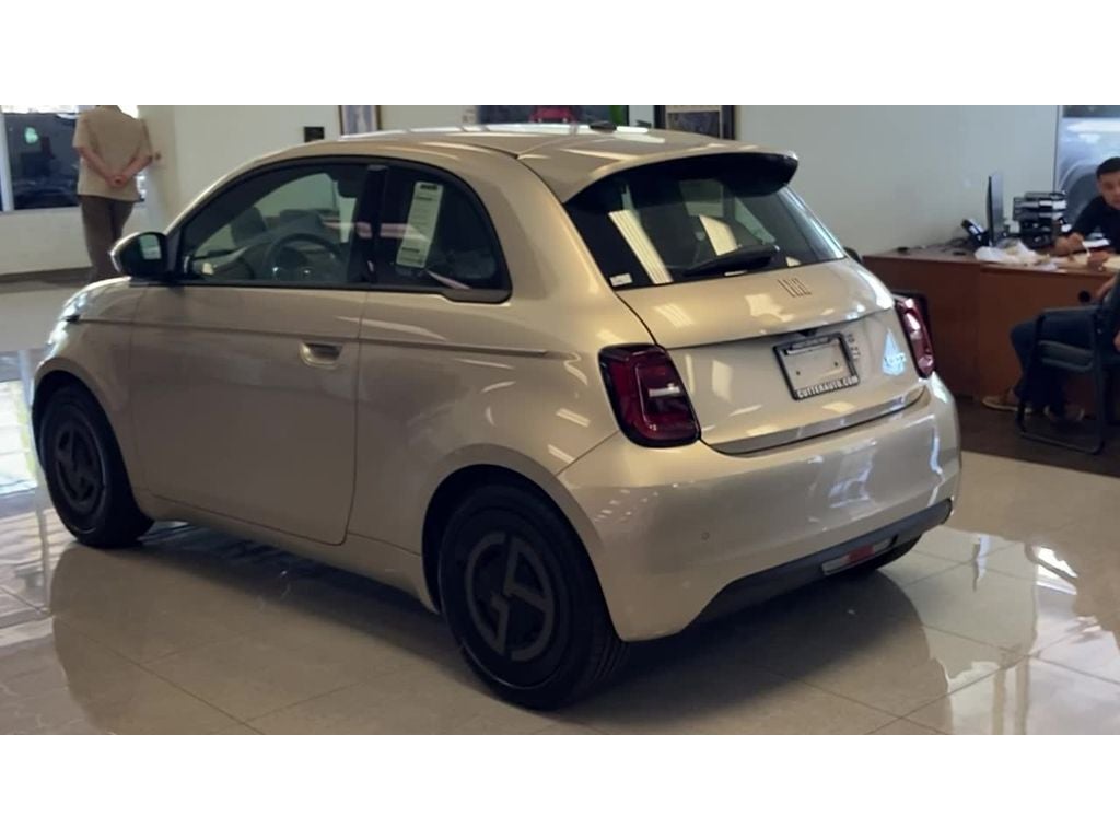 2025 FIAT FIAT 500e GIORGIO ARMANI Collector's Edition